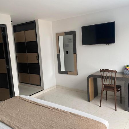 Hotel Plaza Real Ocana Екстер'єр фото